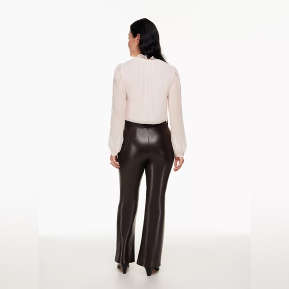 Aritzia Wilfred white butterfly blouse - Picture 3 of 11